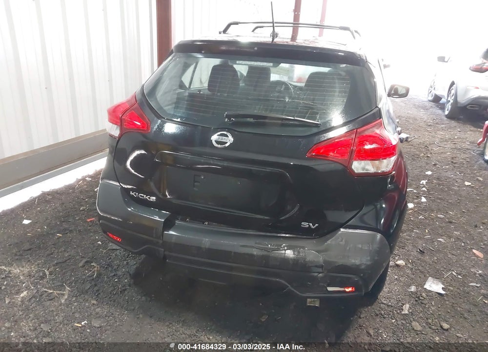 2019 NISSAN KICKS SV VIN: 3N1CP5CU6KL554818