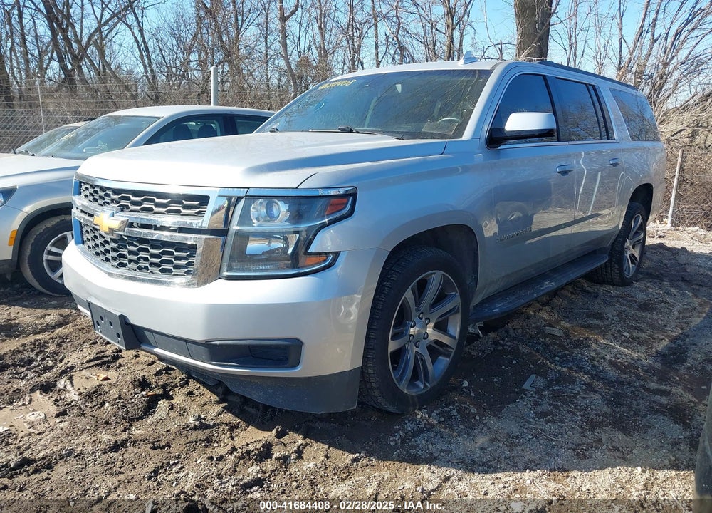 2017 CHEVROLET SUBURBAN VIN: 1GNSKHKC3HR162406