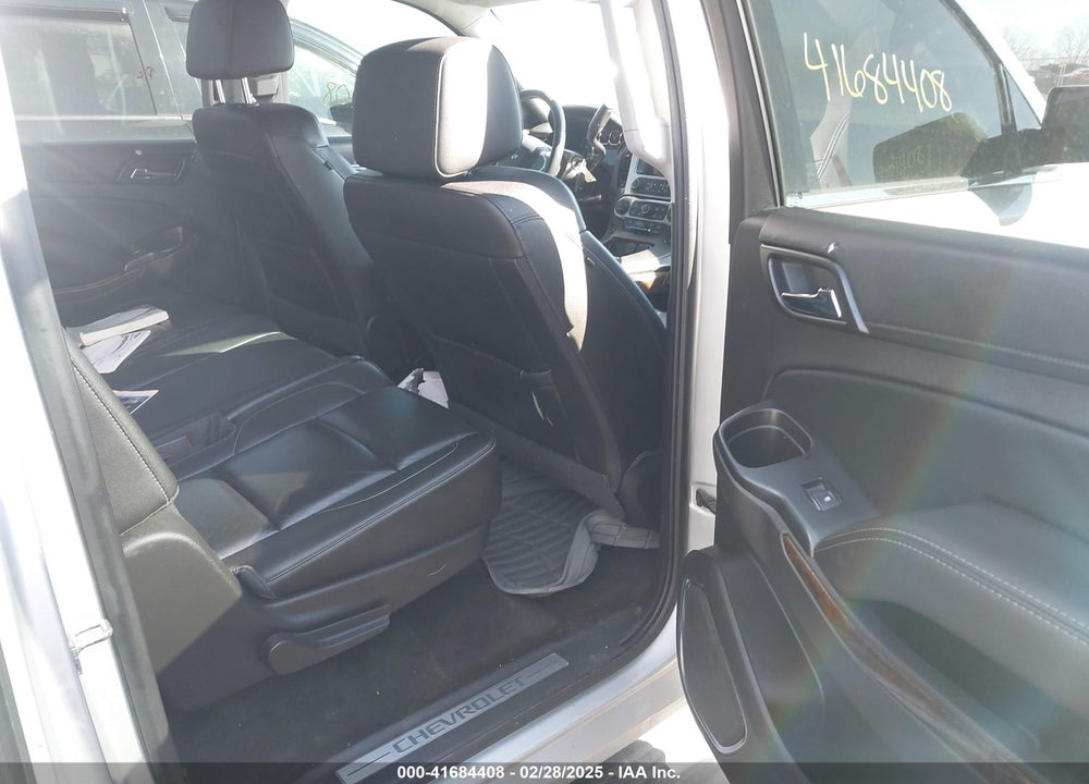 2017 CHEVROLET SUBURBAN VIN: 1GNSKHKC3HR162406