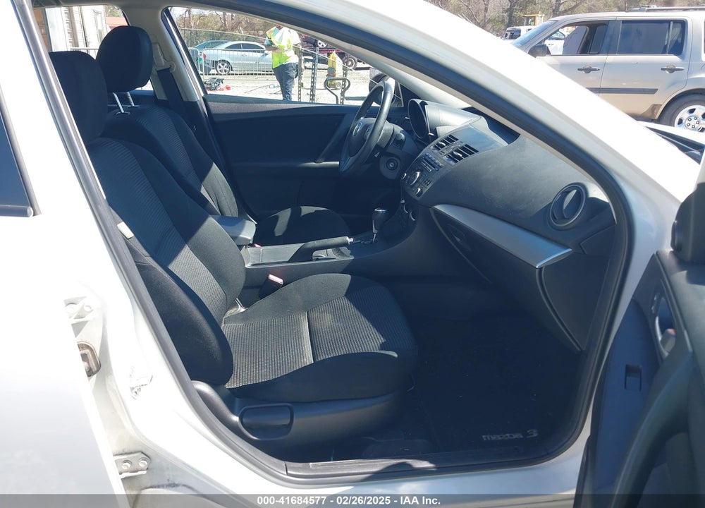 2012 MAZDA MAZDA3 VIN: JM1BL1V71C1700815