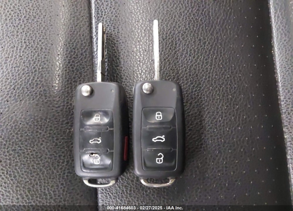 2011 VOLKSWAGEN JETTA SPORTWAGEN VIN: 3VWML8AJXBM605428