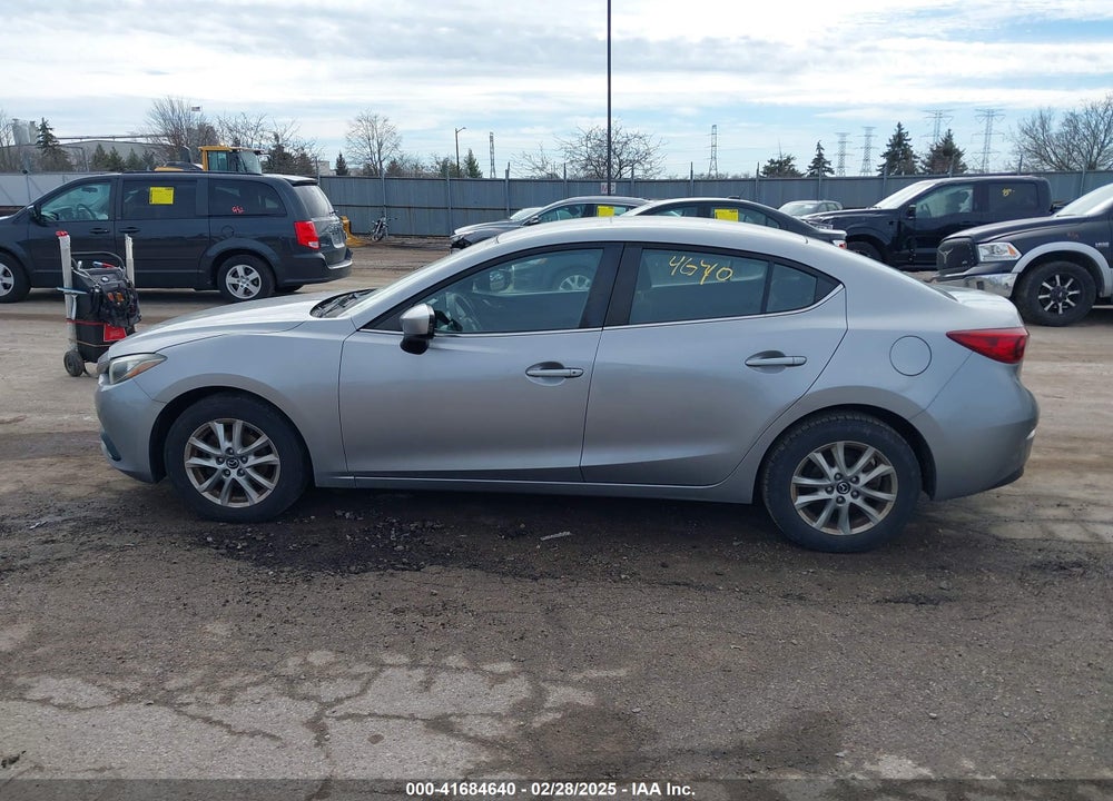 2016 MAZDA MAZDA3 VIN: JM1BM1U7XG1333871