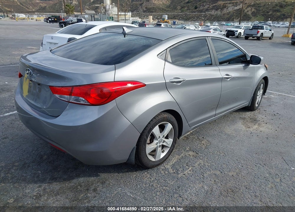 2013 HYUNDAI ELANTRA VIN: KMHDH4AE0DU891381