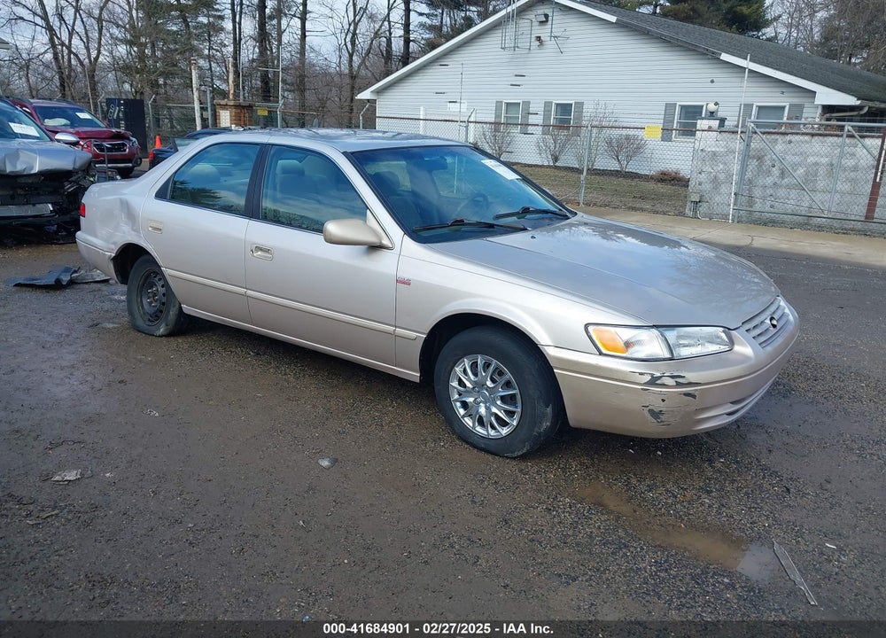 1999 TOYOTA CAMRY VIN: 4T1BG22K8XU463050