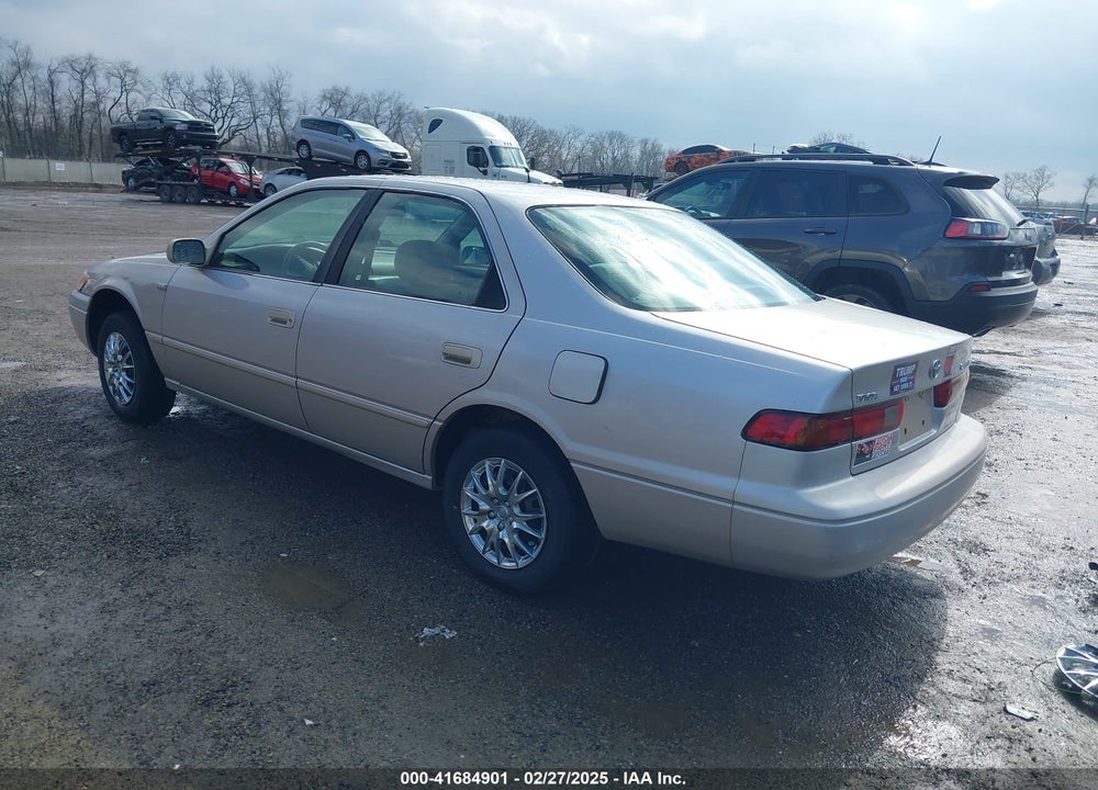 1999 TOYOTA CAMRY VIN: 4T1BG22K8XU463050