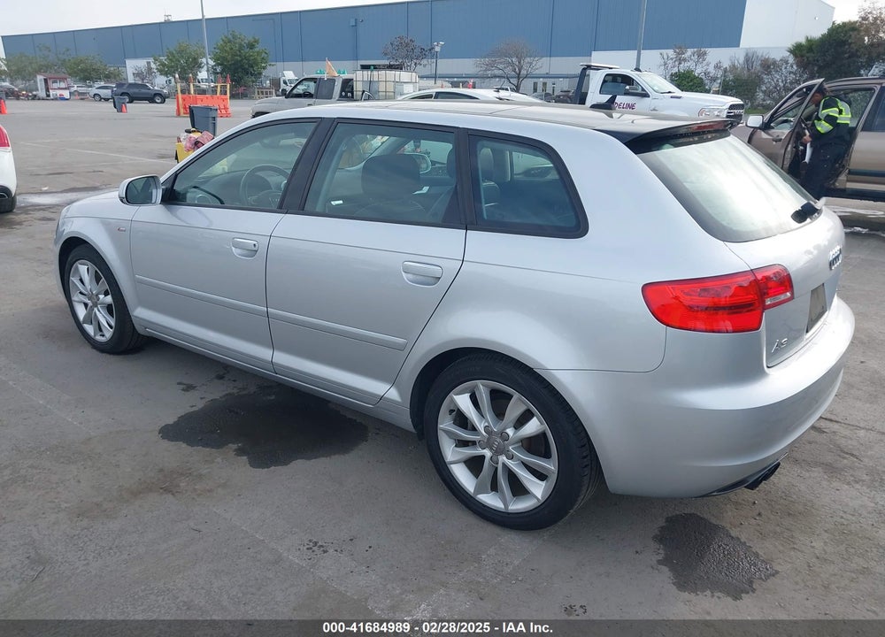 2011 AUDI A3 VIN: WAUDFAFM7BA148981