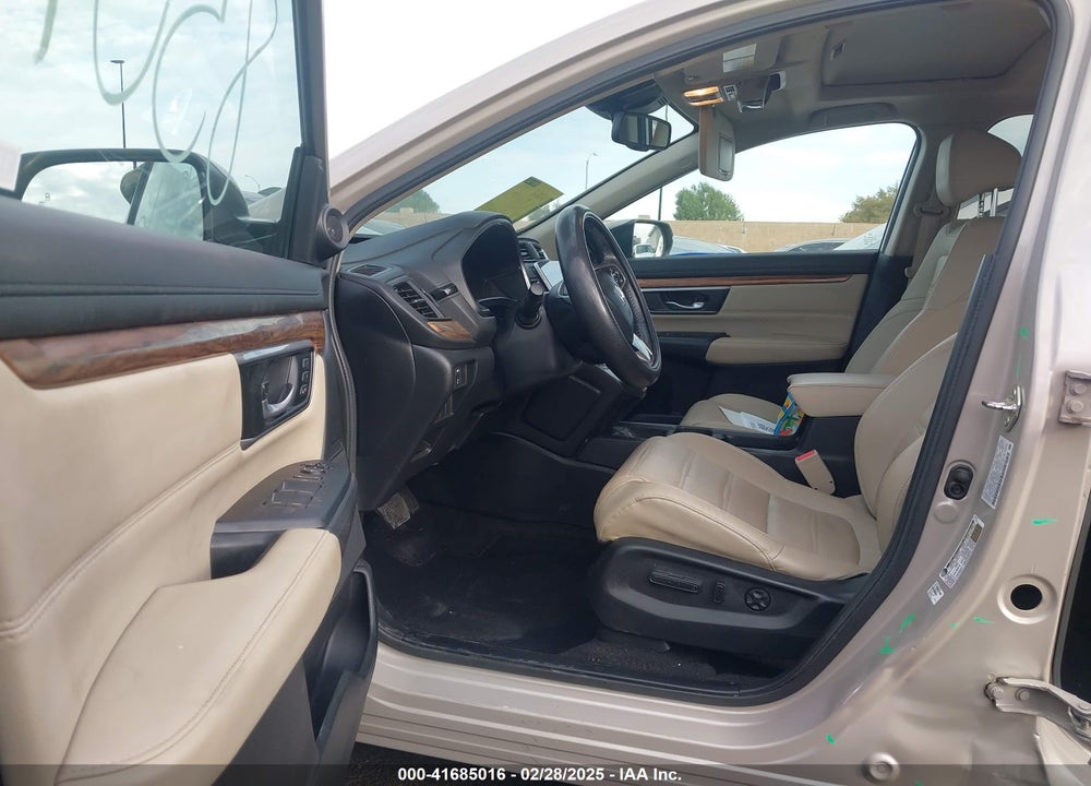 2019 HONDA CR-V TOURING VIN: 2HKRW2H9XKH623023