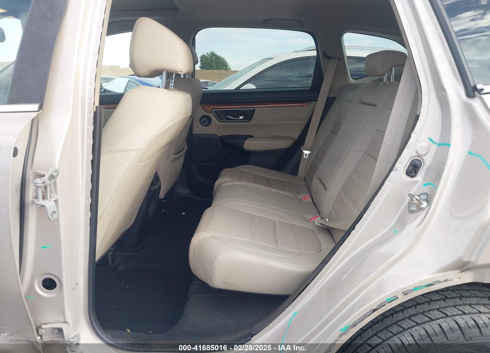 2019 HONDA CR-V TOURING VIN: 2HKRW2H9XKH623023