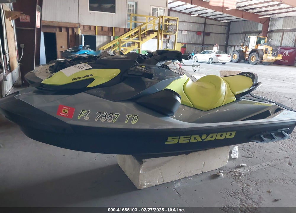 2022 SEADOO OTHER VIN: YDV27823K122