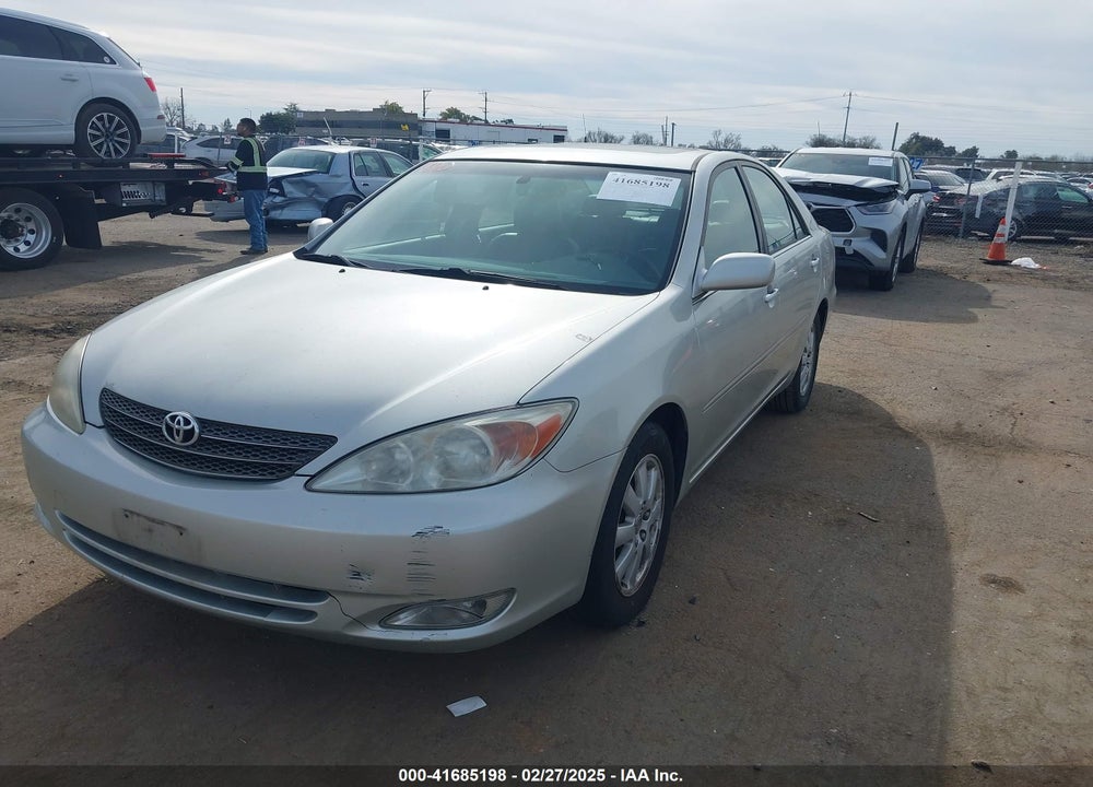 2003 TOYOTA CAMRY XLE VIN: JTDBE30K030158968