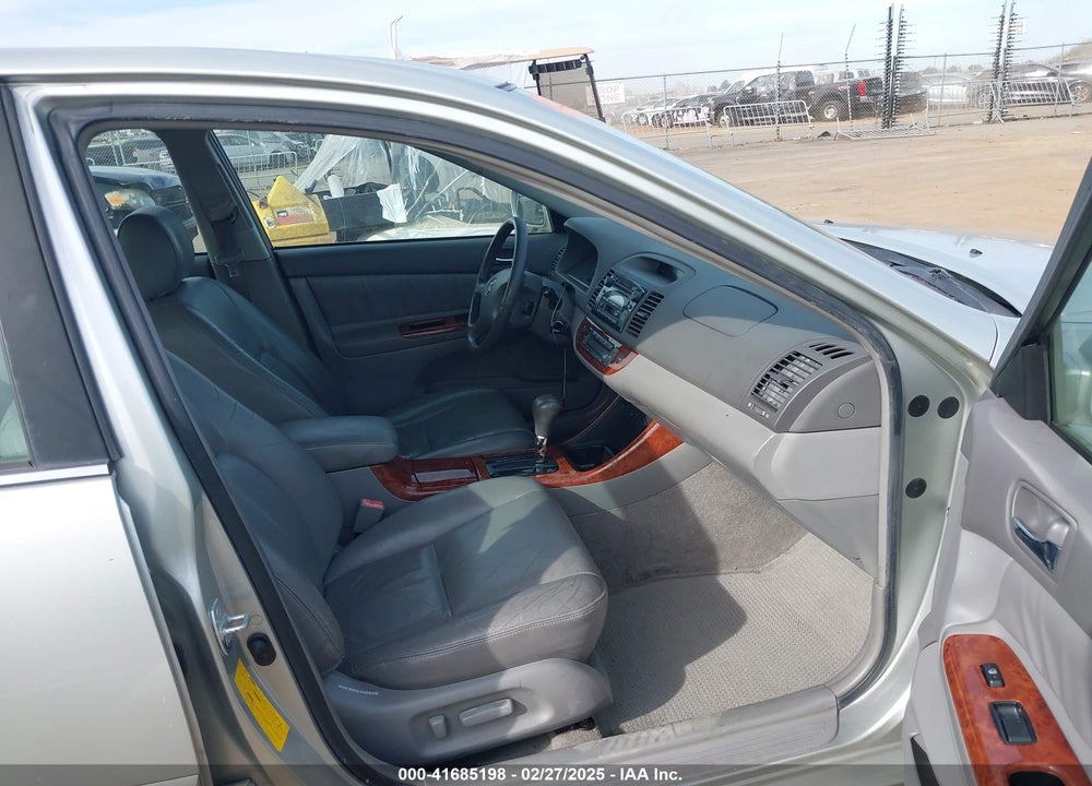 2003 TOYOTA CAMRY XLE VIN: JTDBE30K030158968