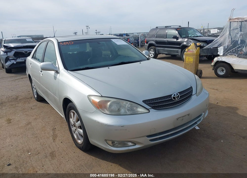 2003 TOYOTA CAMRY XLE VIN: JTDBE30K030158968