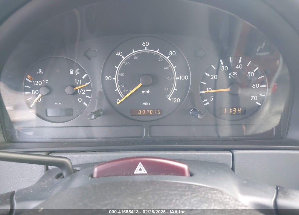 1999 MERCEDES-BENZ ML 320 VIN: 4JGAB54E6XA133802