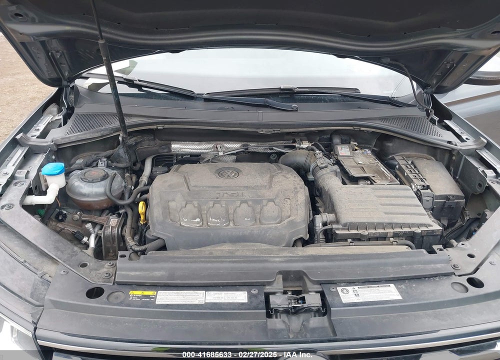 2018 VOLKSWAGEN TIGUAN VIN: 3VV0B7AX7JM074336