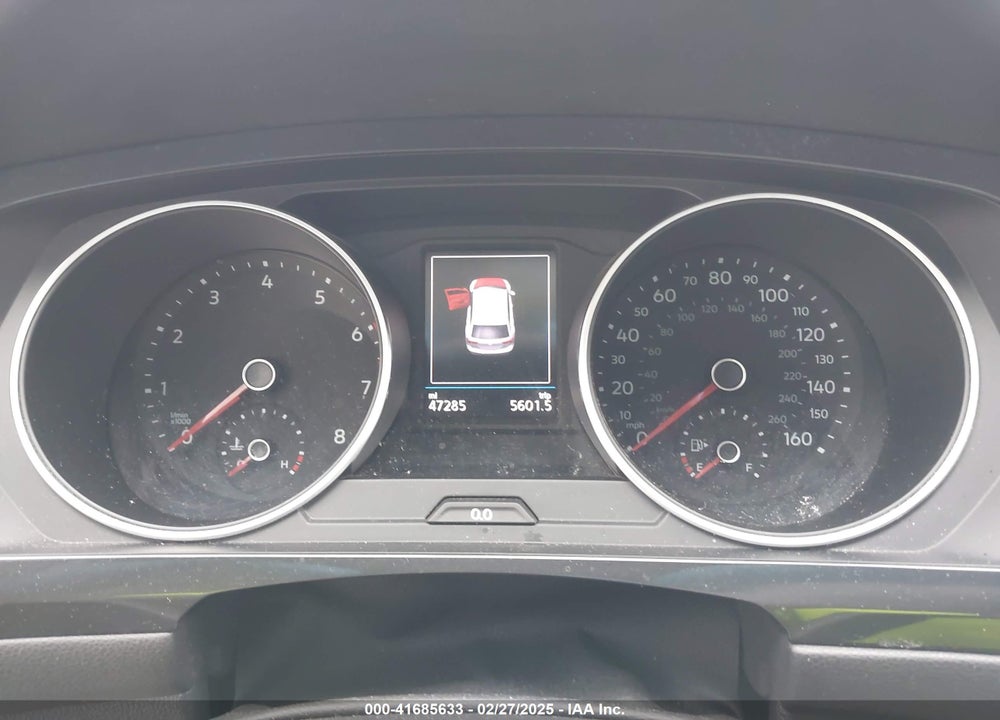 2018 VOLKSWAGEN TIGUAN VIN: 3VV0B7AX7JM074336