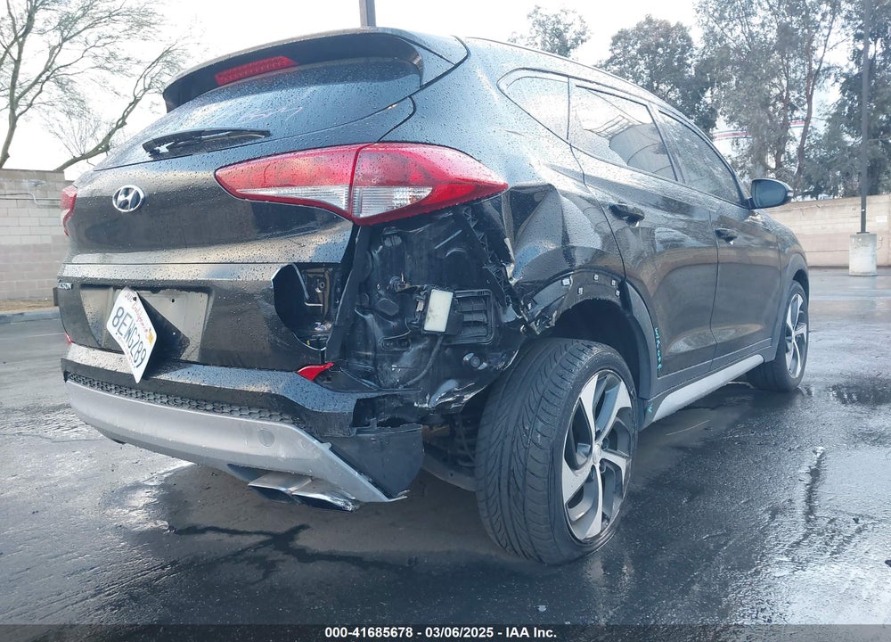 2018 HYUNDAI TUCSON VIN: KM8J33AL4JU753431