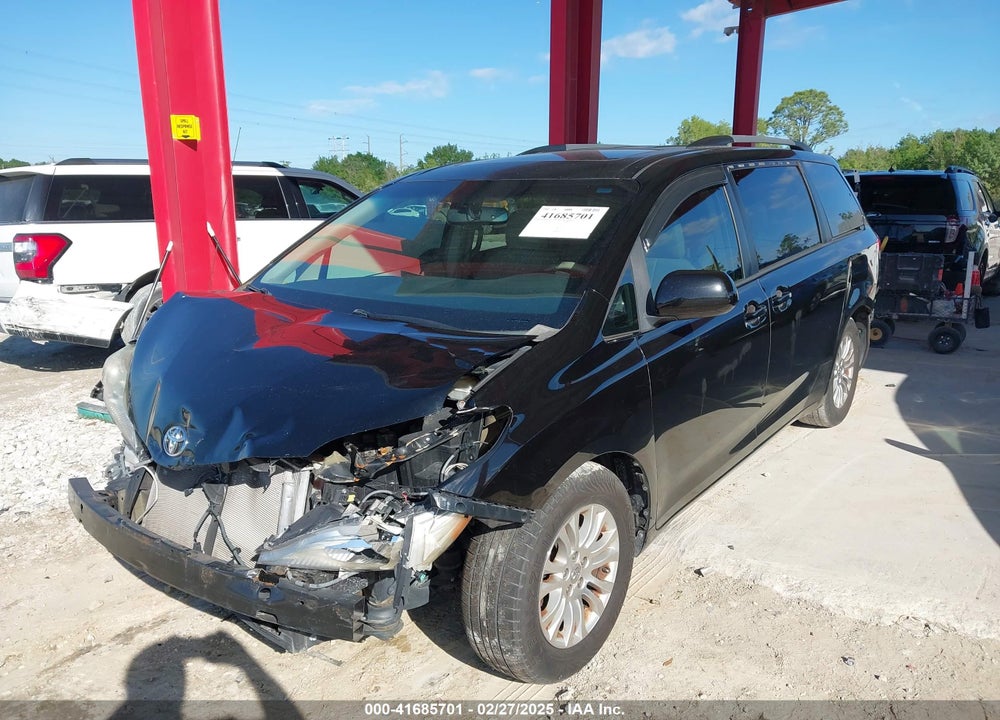 2013 TOYOTA SIENNA VIN: 5TDYK3DCXDS396203