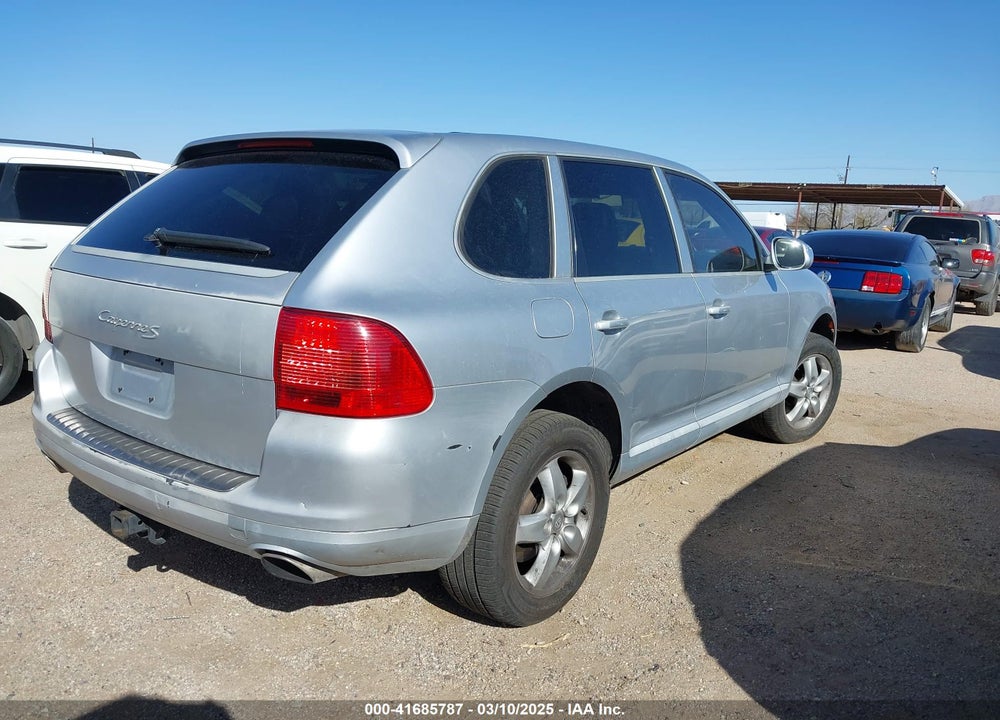2005 PORSCHE CAYENNE VIN: WP1AB29P75LA62851