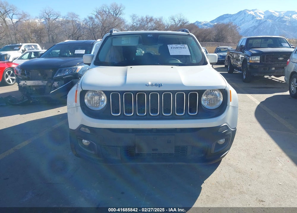 2016 JEEP RENEGADE VIN: ZACCJBBTXGPD34585