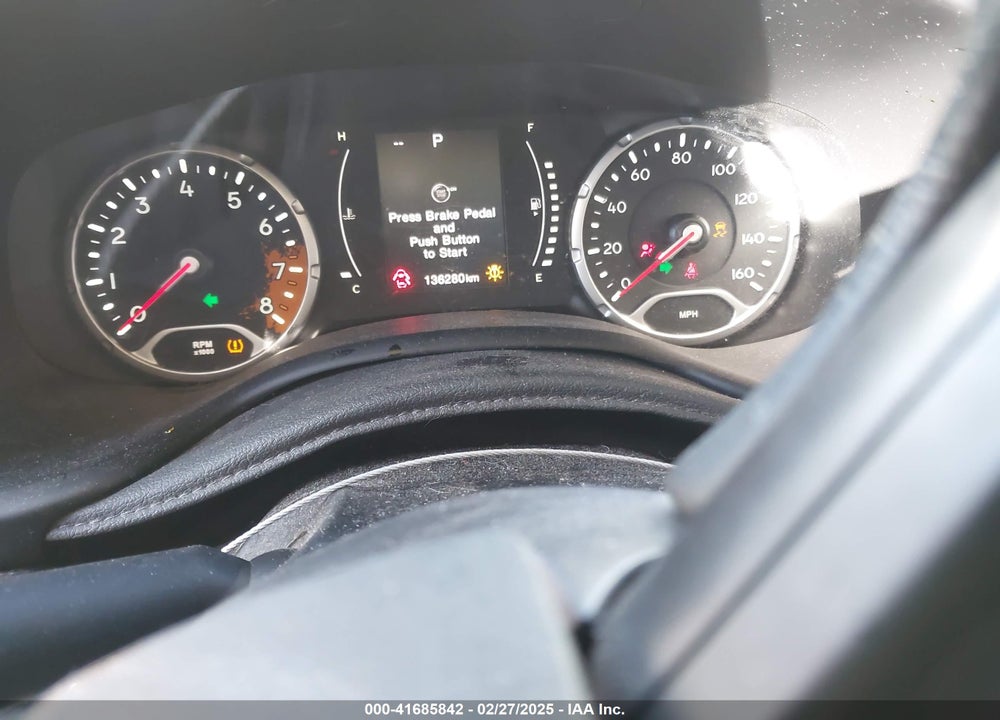 2016 JEEP RENEGADE VIN: ZACCJBBTXGPD34585