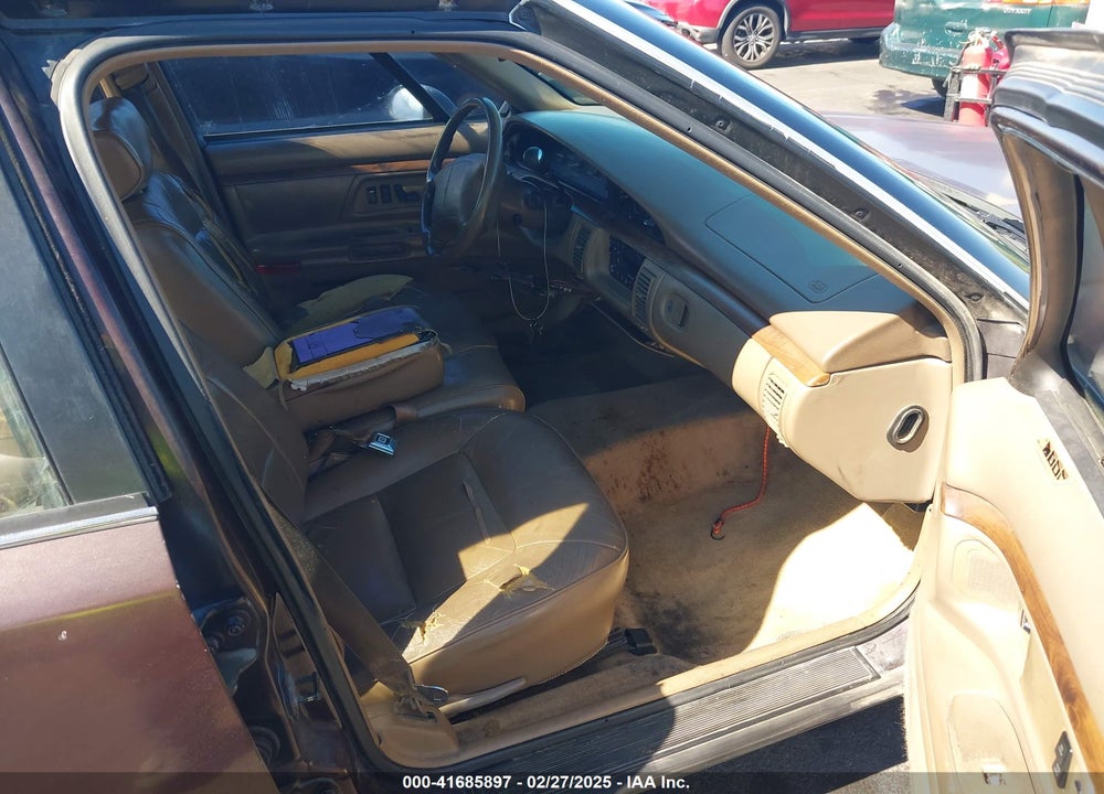 1995 OLDSMOBILE 88 ROYALE VIN: 1G3HN52K8S4808348