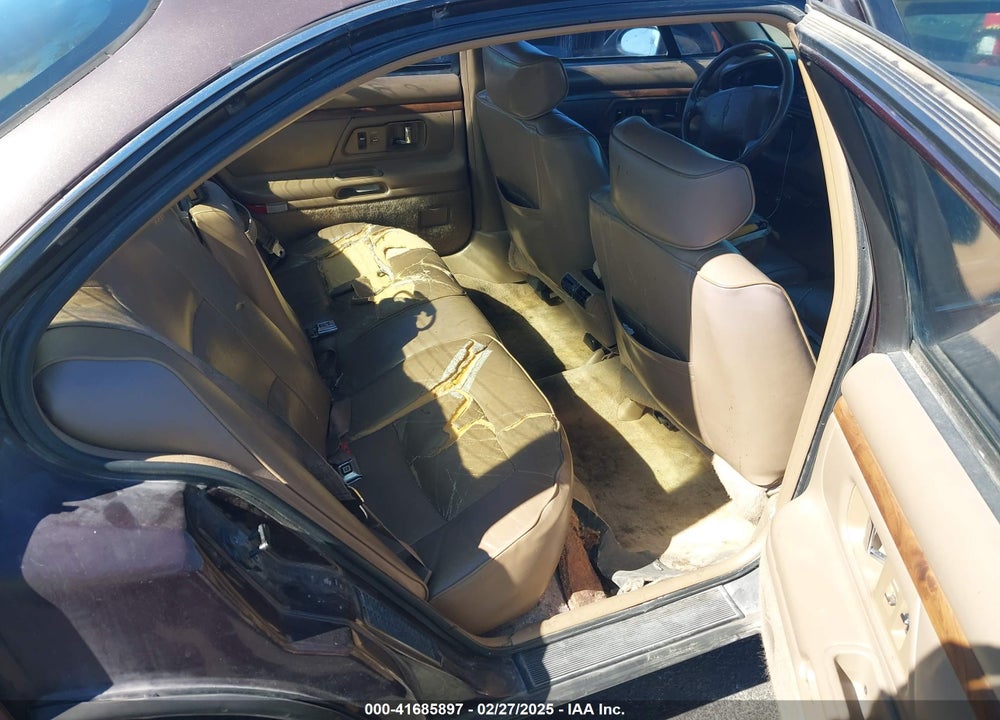 1995 OLDSMOBILE 88 ROYALE VIN: 1G3HN52K8S4808348
