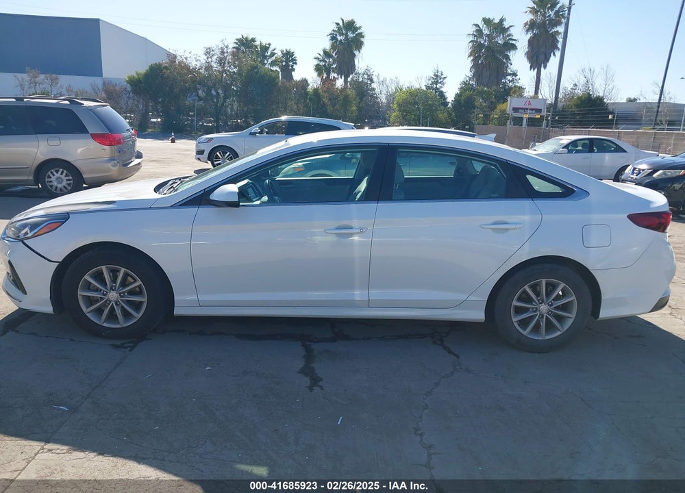 2019 HYUNDAI SONATA VIN: 5NPE24AF4KH777071