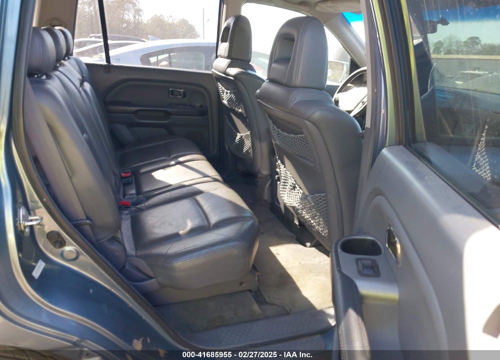 2005 HONDA PILOT EX-L VIN: 2HKYF18775H564103