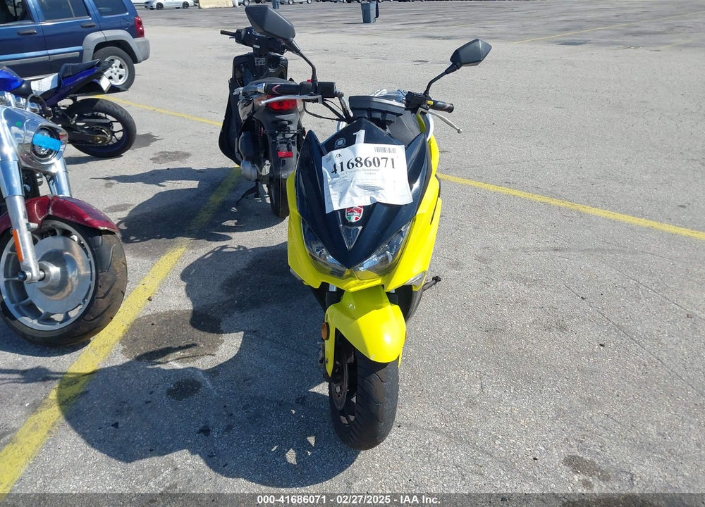 2023 YIBEN 7 SERIES VIN: LYDY7TKH1P1500145