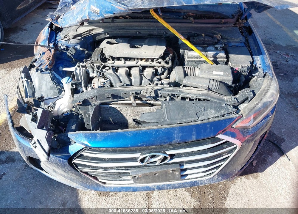 2017 HYUNDAI ELANTRA VIN: 5NPD74LFXHH138471