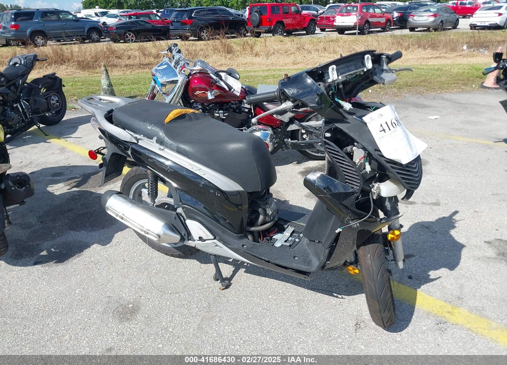 2010 HONDA SH150 D VIN: ZDCKF1015AF003053