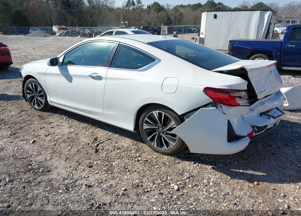 2017 HONDA ACCORD VIN: 1HGCT1B8XHA005940