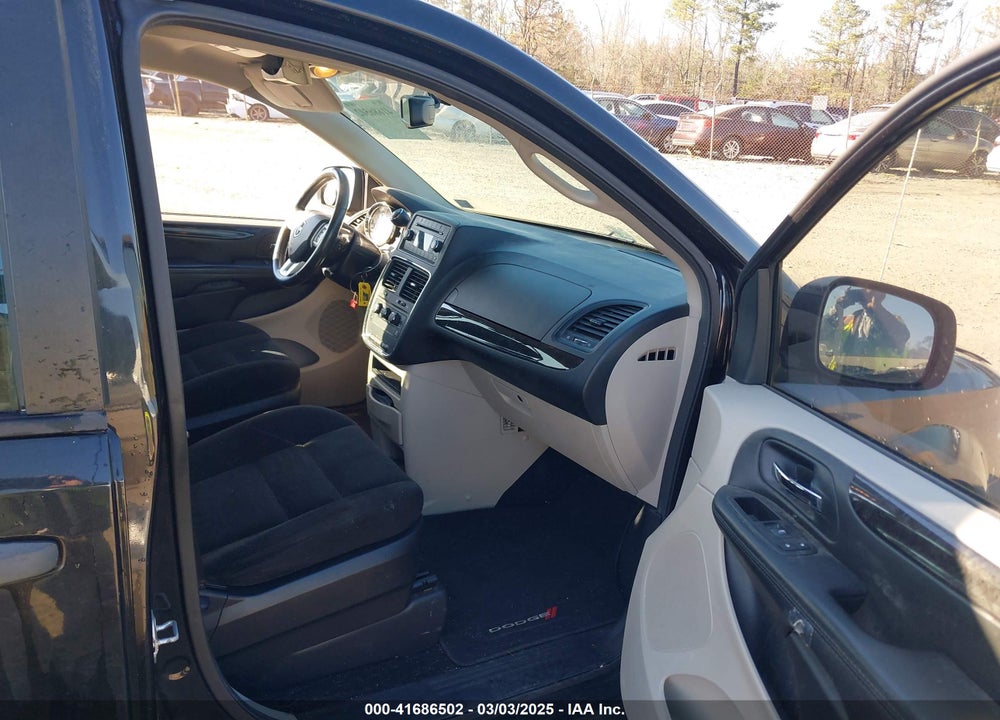 2015 DODGE GRAND CARAVAN VIN: 2C4RDGBGXFR671012
