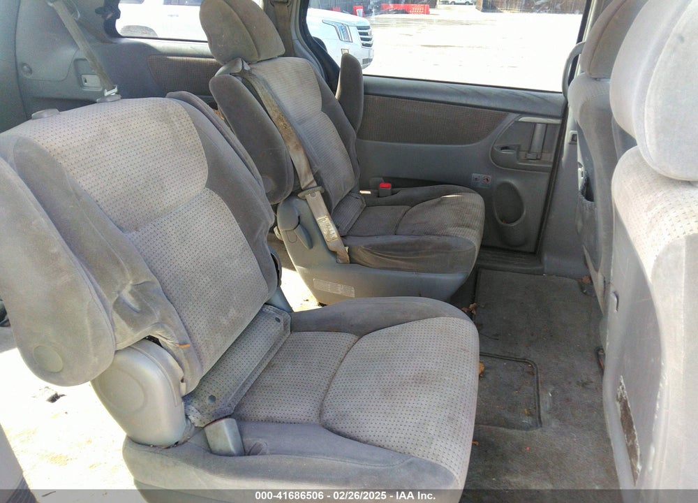 2010 TOYOTA SIENNA LE VIN: 5TDJK4CC9AS031970