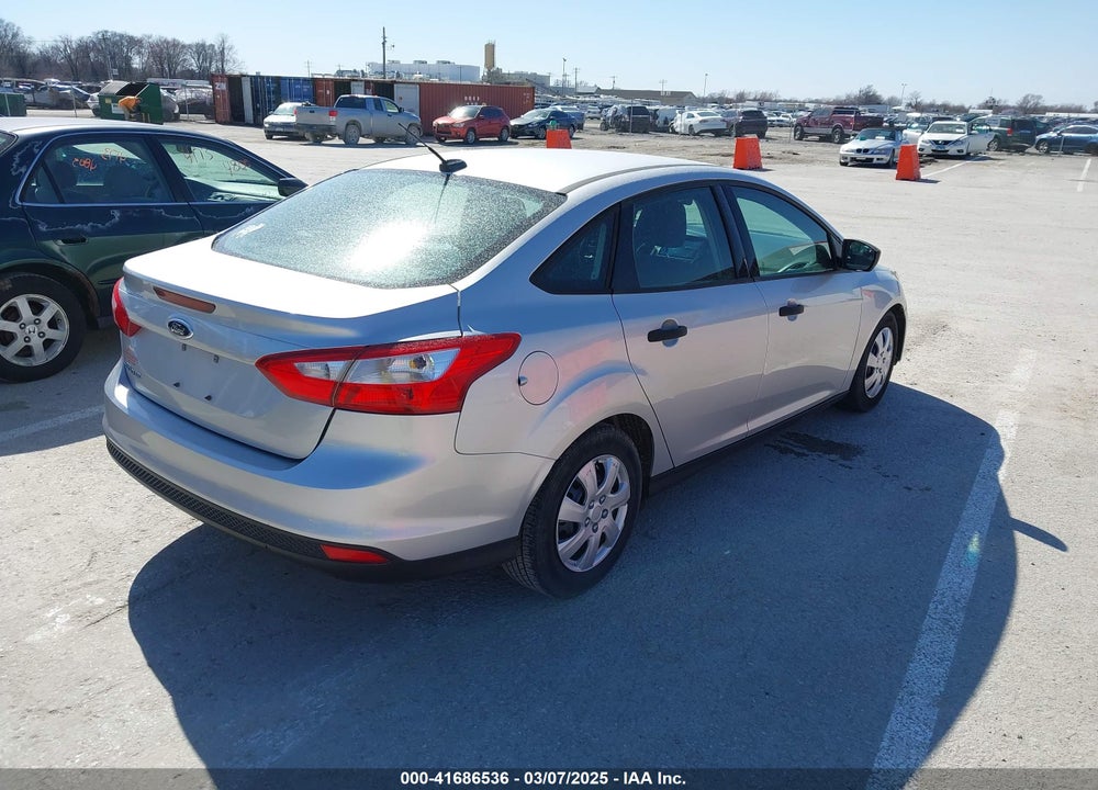 2012 FORD FOCUS VIN: 1FAHP3E21CL227295