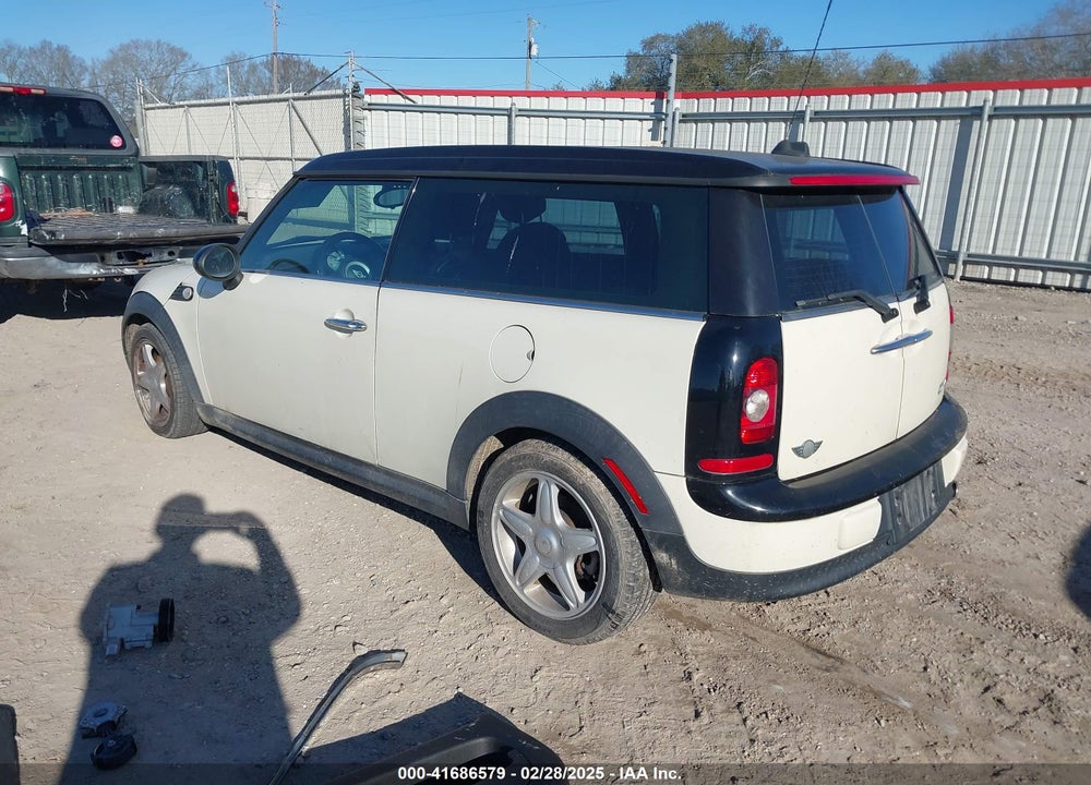 2009 MINI COOPER CLUBMAN VIN: WMWML33509TX34843