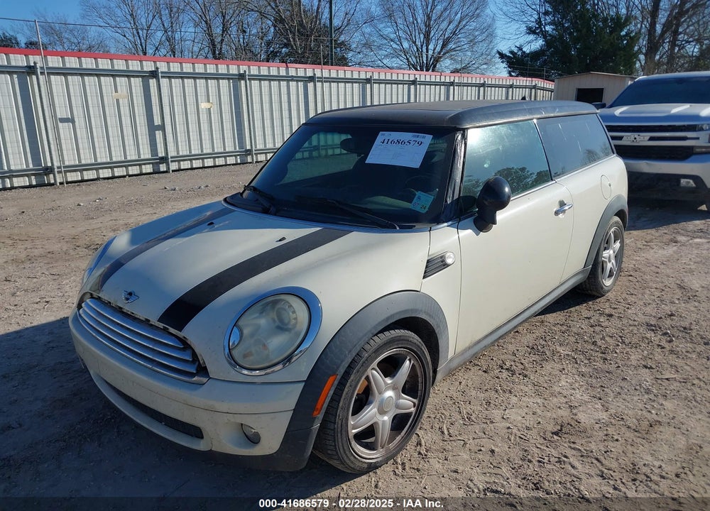 2009 MINI COOPER CLUBMAN VIN: WMWML33509TX34843