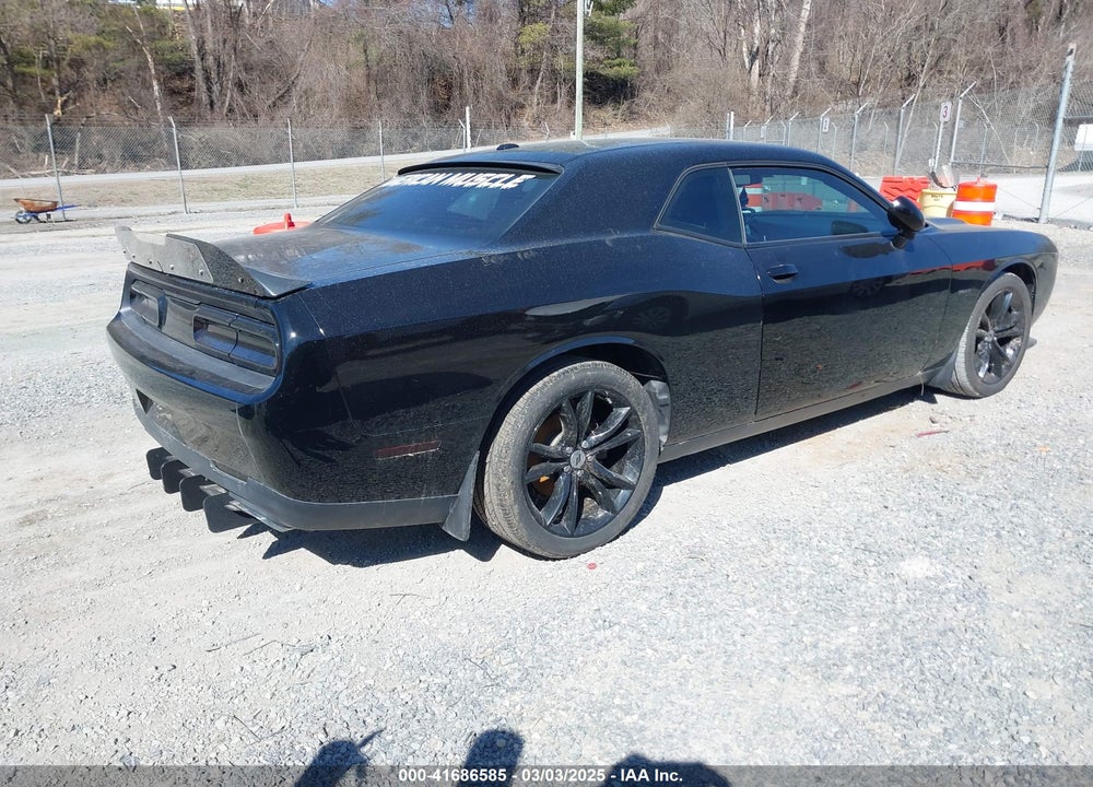 2018 DODGE CHALLENGER VIN: 2C3CDZBT0JH112103