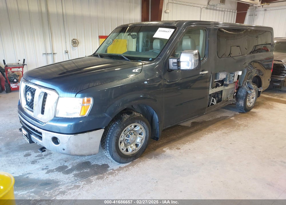 2017 NISSAN NV PASSENGER NV3500 HD SL V8 VIN: 5BZAF0AA6HN852913