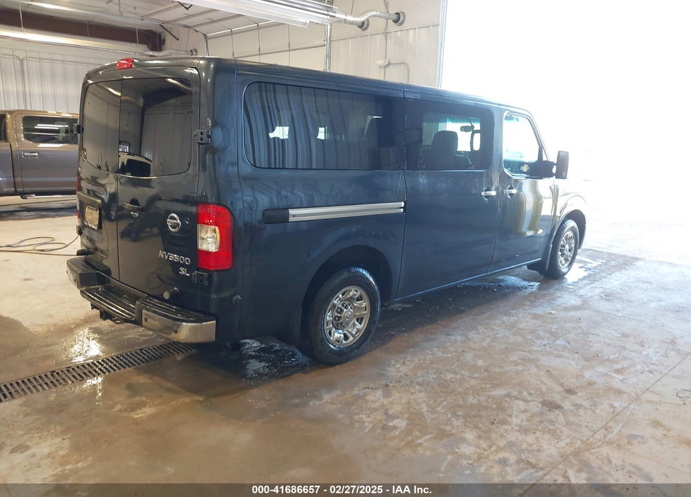 2017 NISSAN NV PASSENGER NV3500 HD SL V8 VIN: 5BZAF0AA6HN852913