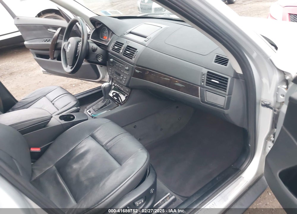 2007 BMW X3 3.0SI VIN: WBXPC93447WF18831
