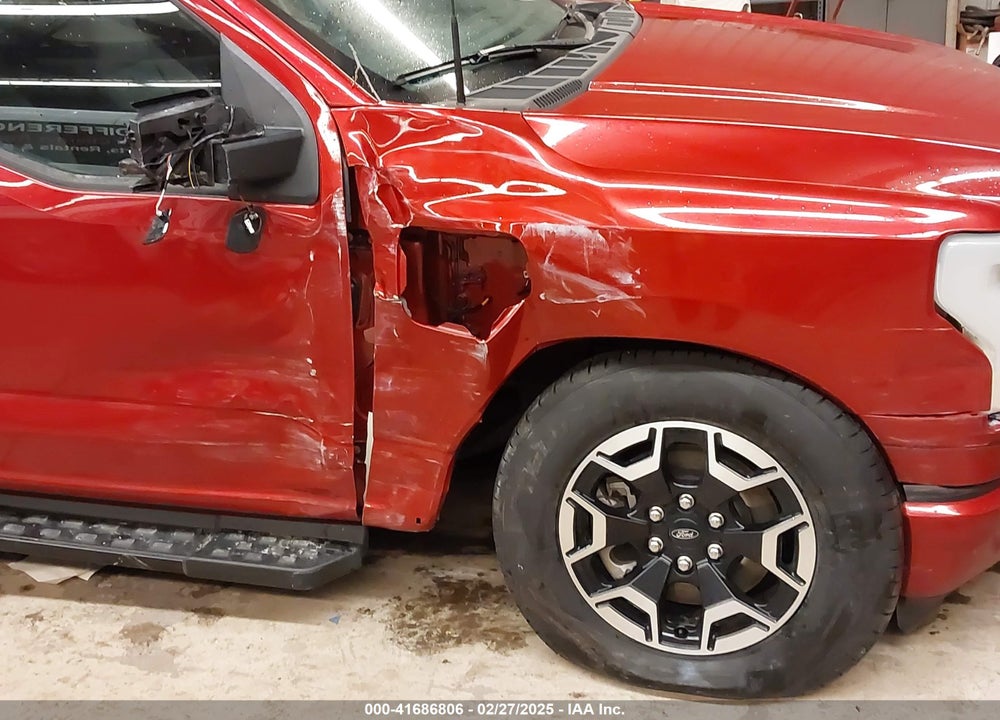 2023 FORD F-150 LIGHTNING XLT VIN: 1FTVW1EL9PWG03257
