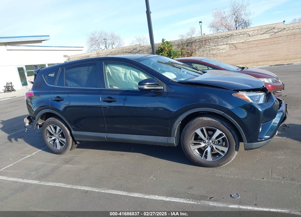 2017 TOYOTA RAV4 VIN: JTMWFREV1HJ717966