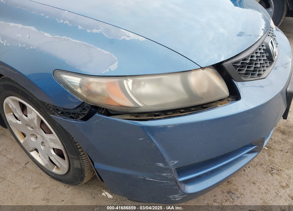 2010 HONDA CIVIC LX VIN: 2HGFG1B6XAH525532