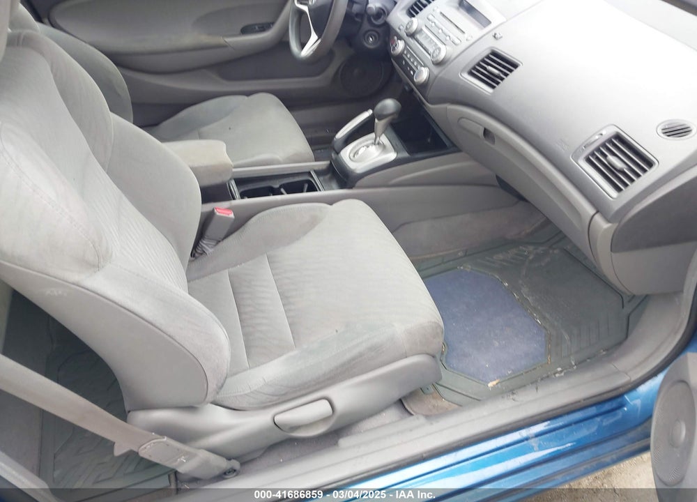 2010 HONDA CIVIC LX VIN: 2HGFG1B6XAH525532
