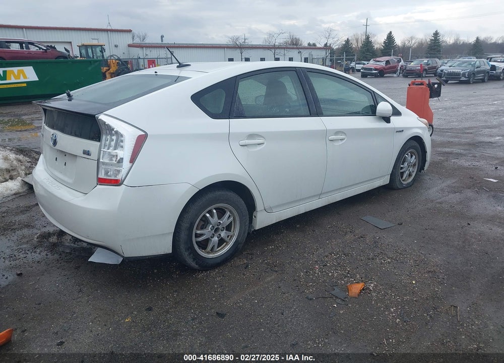 2011 TOYOTA PRIUS VIN: JTDKN3DU5B1445887