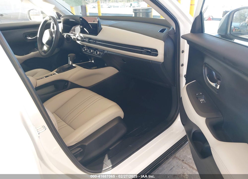 2025 HONDA HR-V VIN: 3CZRZ2H77SM719394