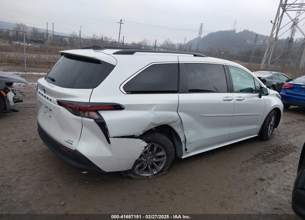2023 TOYOTA SIENNA XLE VIN: 5TDJRKEC7PS157721