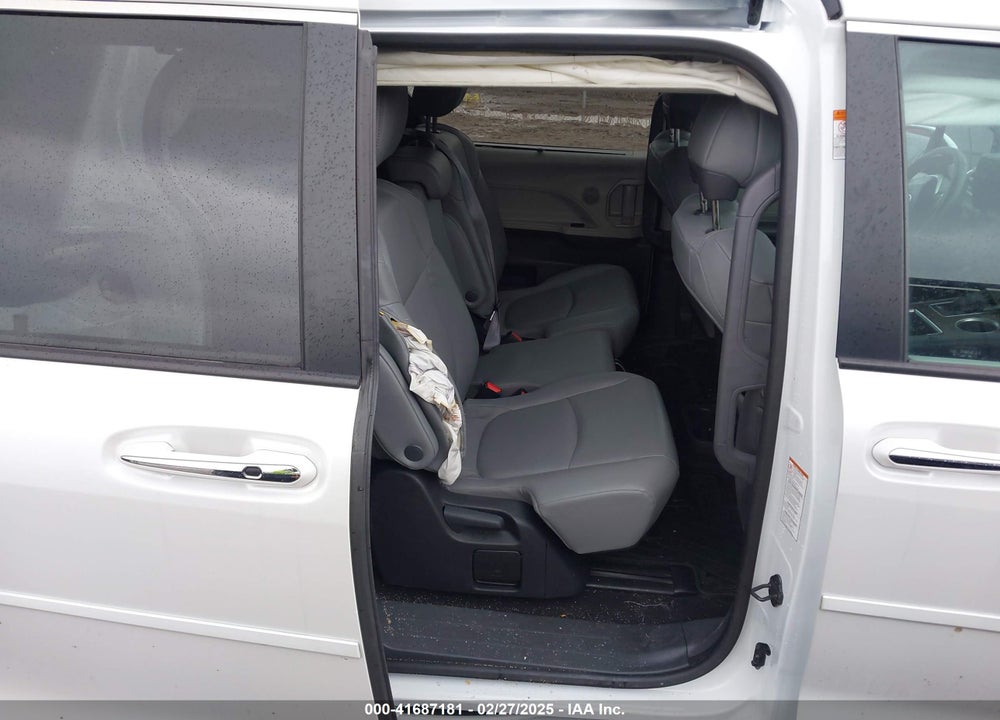2023 TOYOTA SIENNA XLE VIN: 5TDJRKEC7PS157721
