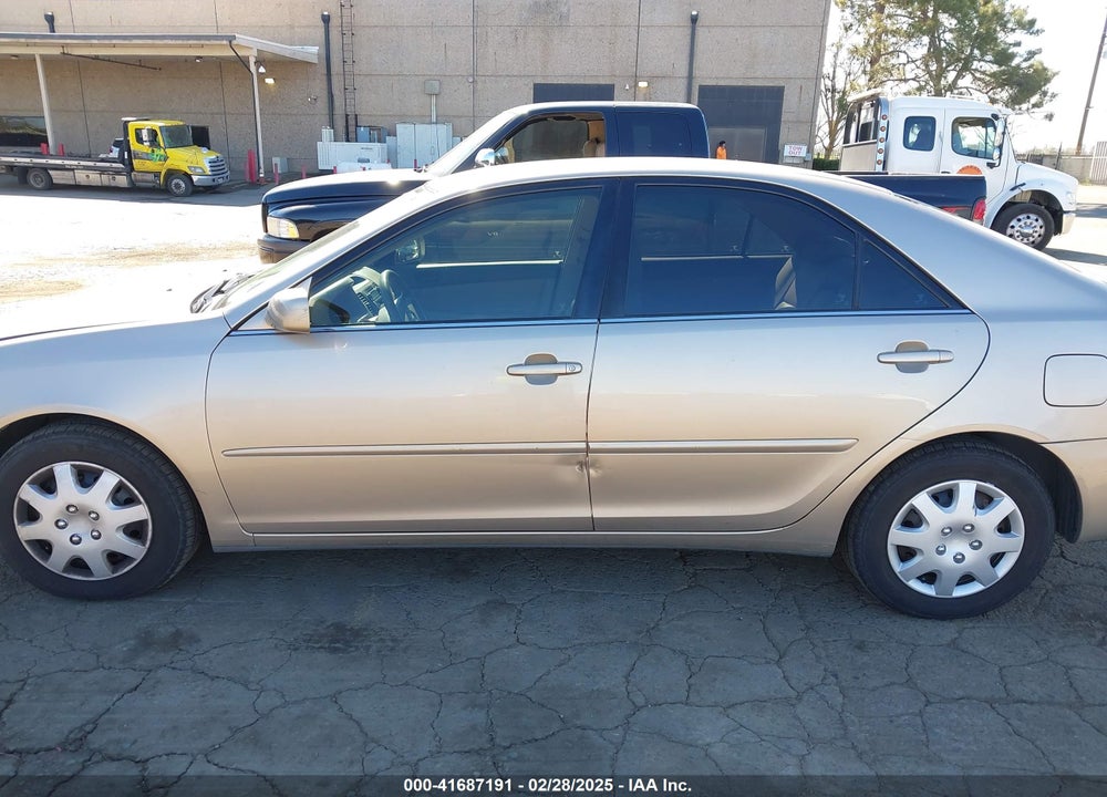 2002 TOYOTA CAMRY LE VIN: 4T1BE32K12U595670